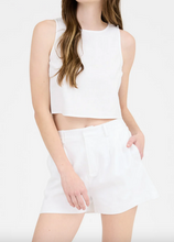 Load image into Gallery viewer, Linen High Waist Front Pleat Short - White