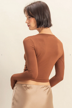 Load image into Gallery viewer, Cropped Scoop Neck Long Sleeve - Chestnut