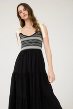 Load image into Gallery viewer, Embroider Detail Ribbon Strap Maxi - Black