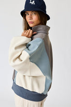 Load image into Gallery viewer, Oversized Washed Colorblock Sweatshirt
