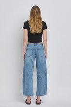 Load image into Gallery viewer, High RIse Dart Fit Barrel Jeans - Medium Wash

