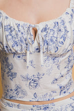 Load image into Gallery viewer, Fitted Puff Sleeve Rose Top - Blue
