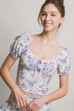 Load image into Gallery viewer, Fitted Puff Sleeve Rose Top - Blue
