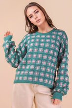 Load image into Gallery viewer, Oversized Yarn Checker Sweater - Forest/Pink
