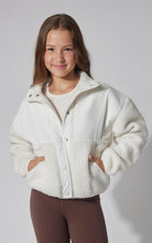 Load image into Gallery viewer, Cozy Sherpa Jacket White - Youth
