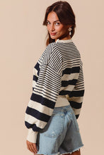 Load image into Gallery viewer, Ezaggerated Hem Fitted Striped Sweater - Black Cream
