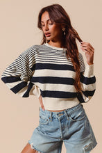 Load image into Gallery viewer, Ezaggerated Hem Fitted Striped Sweater - Black Cream
