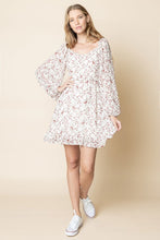 Load image into Gallery viewer, Sweetheart Neckline Puff Sleeve Dress - Floral