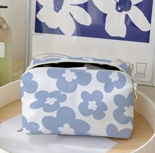 Load image into Gallery viewer, Abstract Flower Water Resistant Makeup Bag - Multicolor
