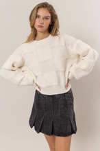 Load image into Gallery viewer, Monochromatic Checkered Sweater - Ivory
