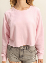 Load image into Gallery viewer, Cozy Relaxed Crop Sweater - Light Pink
