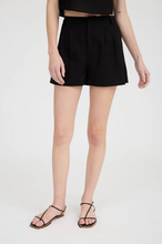 Load image into Gallery viewer, Linen High Waist Front Pleat Short - Black
