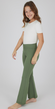 Load image into Gallery viewer, Crossover Flare Legging Green - Youth
