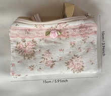 Load image into Gallery viewer, Floral Lace Zipper Wallet
