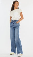 Load image into Gallery viewer, High Rise Slim Leg Medium Wash - Youth