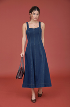 Load image into Gallery viewer, Sweetheart Denim Midi Dress