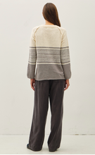 Load image into Gallery viewer, Oversized Soft Sweater Gradient Stripe - Grey