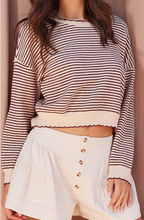 Load image into Gallery viewer, Scallop Hem Lightweight Texture Knit - Natural/Brown