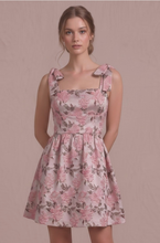 Load image into Gallery viewer, Tie Strap Jacquard Babydoll Mini Dress - Pink/Gold
